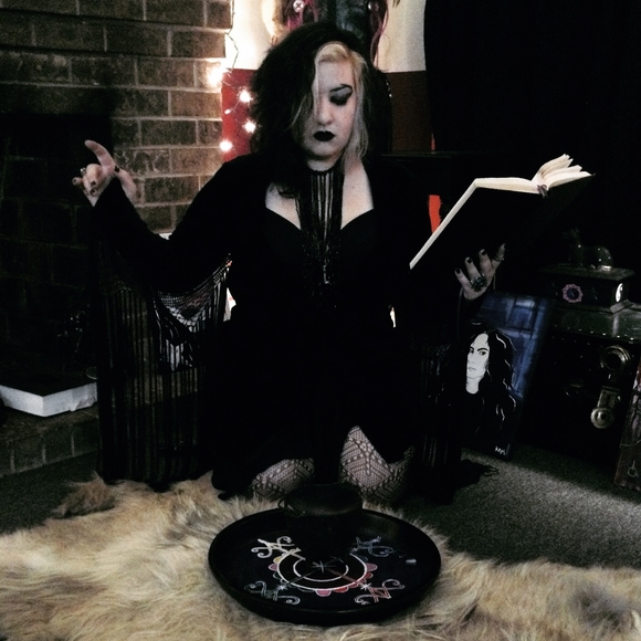 Meet your Posher, Knoreain - Picture 2 of 2